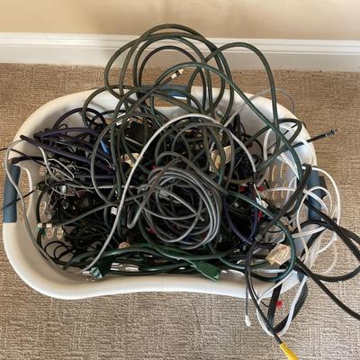 Lot of assorted wires.