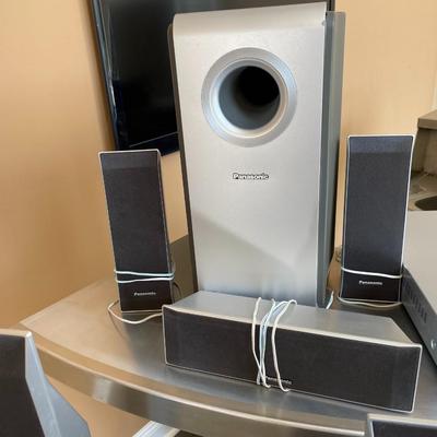 Panasonic SA-HT940 DVD Home Theater Surround Sound System Complete with SB-W940 Speakers