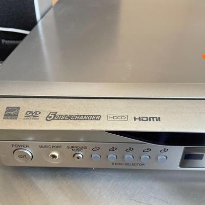 Panasonic SA-HT940 DVD Home Theater Surround Sound System Complete with SB-W940 Speakers
