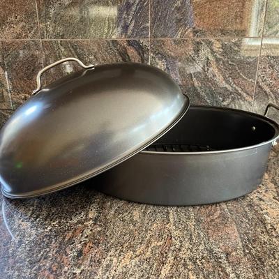Dome Covered Non-Stick Roasting Pan with Rack.