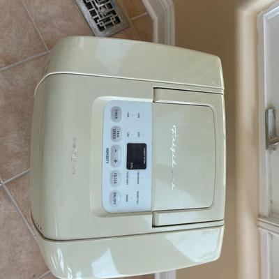 FRIGIDAIRE 50-PINT Dehumidifier