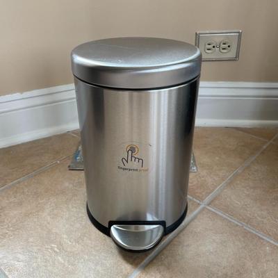Simplehuman Fingerprint- Proof Brushed Stainless Steel Round Step - On Trash Can