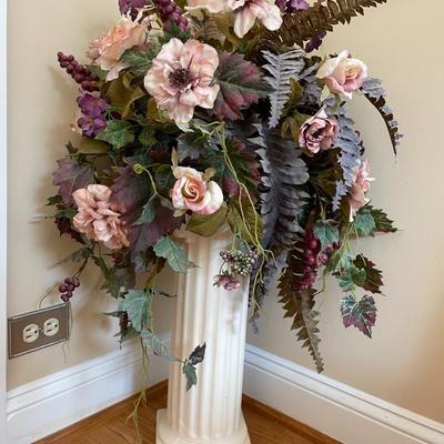 20" Floral Arrangement Pedestal & Floral Arrangement