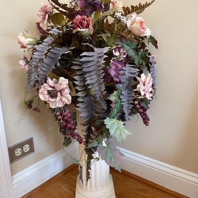20" Floral Arrangement Pedestal & Floral Arrangement