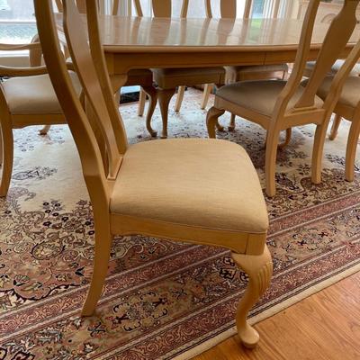 Lexington Dinning Room Set With Leaves and 8 Chairs