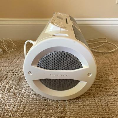 iLive IBCD3816DT Portable AM/FM iPod Boombox