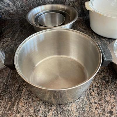 Assorted Stainless Steel mixing Bowls and Casserole dish, Stainer and pot