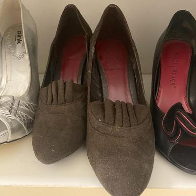 Lot of women's shoes