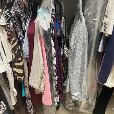 Lot of women's clothing
