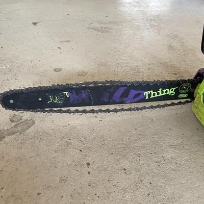 Poulan Wild Thing 18 inch Chain Saw.