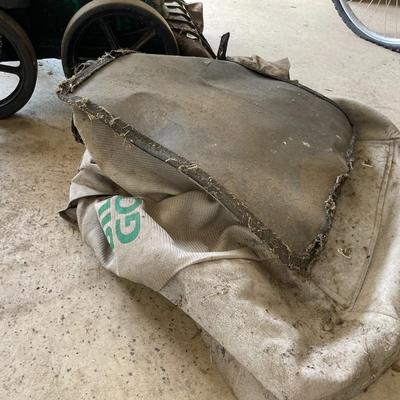 Billy Goat K Series Self Propelled Vacuum, Gas