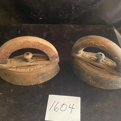 A.g.Williams Sad Irons