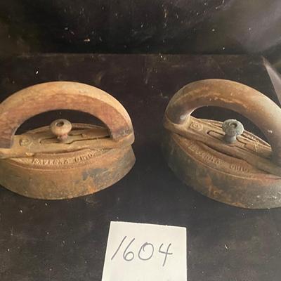 A.g.Williams Sad Irons