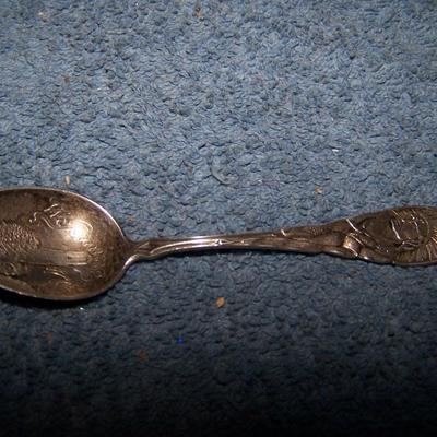 LOT 4 VINTAGE SOUVENIR STERLING SPOONS SD/MO/NY/CANADA