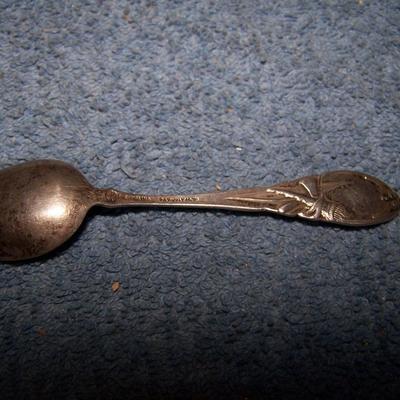 LOT 4 VINTAGE SOUVENIR STERLING SPOONS SD/MO/NY/CANADA