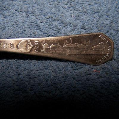 LOT 10 HISTORIC SOUVENIR SPOONS 3 CENTURY OF PROGRESS/TOURNAMENT OF ROSES PLUS