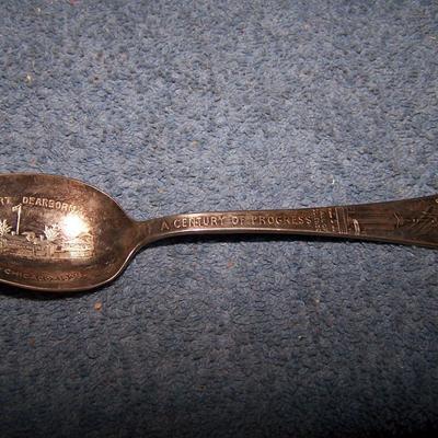 LOT 10 HISTORIC SOUVENIR SPOONS 3 CENTURY OF PROGRESS/TOURNAMENT OF ROSES PLUS