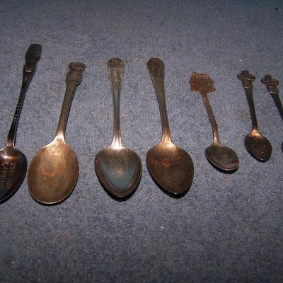LOT 11 WONDERFUL VINTAGE ADVERTISING SOUVENIR SPOONS DENNIS MENACE/KFNF/WALKER'S/ROLEX-2/LOG CABIN