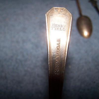 LOT 11 WONDERFUL VINTAGE ADVERTISING SOUVENIR SPOONS DENNIS MENACE/KFNF/WALKER'S/ROLEX-2/LOG CABIN