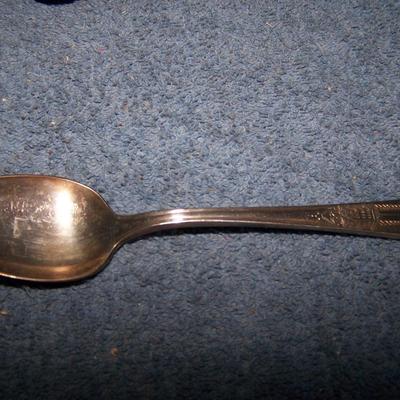 LOT 11 WONDERFUL VINTAGE ADVERTISING SOUVENIR SPOONS DENNIS MENACE/KFNF/WALKER'S/ROLEX-2/LOG CABIN
