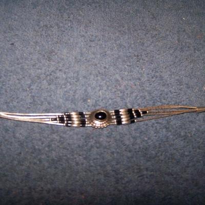 LOT 12 BEAUTIFUL NATIVE AMERICAN STERLING & STONES JEWELRY