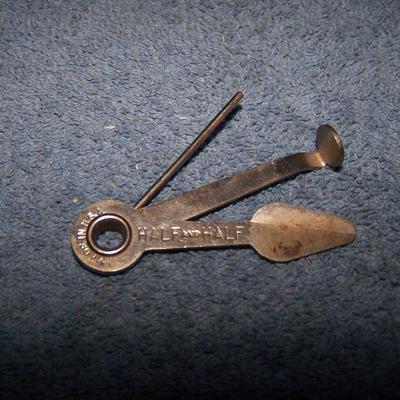 LOT 24 GREAT VINTAGE SMOKING ITEMS--CIGAR CUTTER/LIGHTERS