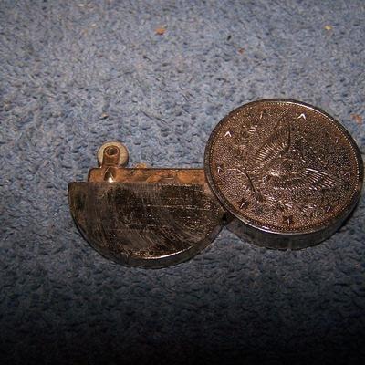 LOT 24 GREAT VINTAGE SMOKING ITEMS--CIGAR CUTTER/LIGHTERS