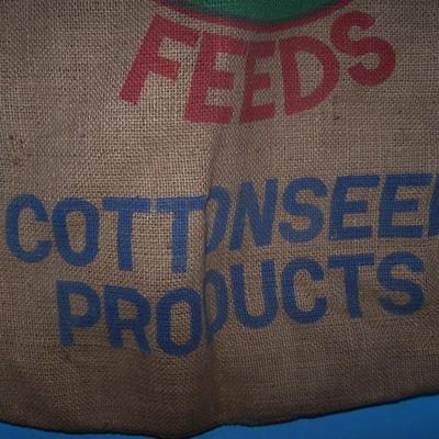 LOT 26 VINTAGE LARGE BURLAP SEED BAG/SACK PLAINSMAN