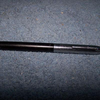LOT 31 VINTAGE PENS SHAEFFER ARNOLD & BALL POINT