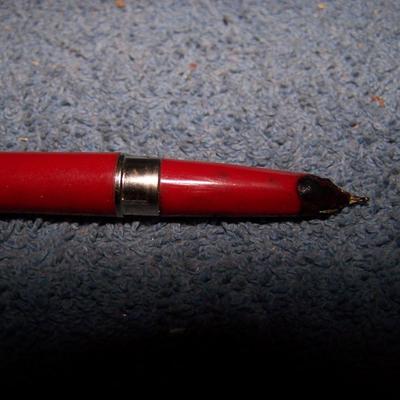 LOT 31 VINTAGE PENS SHAEFFER ARNOLD & BALL POINT