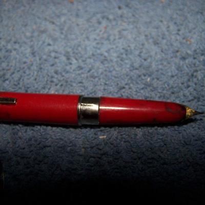 LOT 31 VINTAGE PENS SHAEFFER ARNOLD & BALL POINT