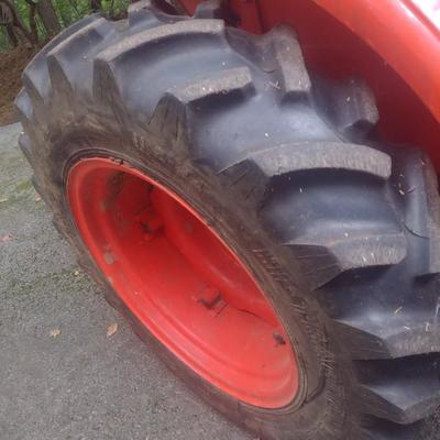 Kioti CK35 4WD 8x8 Farm Tractor with 682 Hours