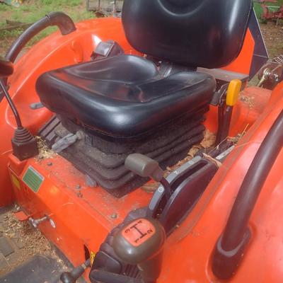 Kioti CK35 4WD 8x8 Farm Tractor with 682 Hours
