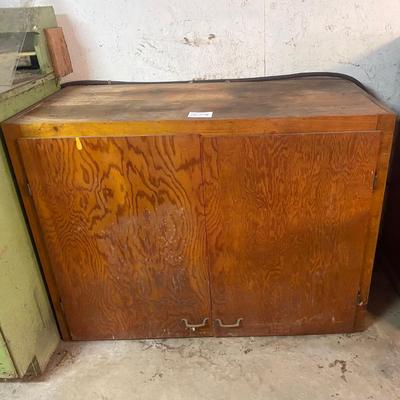 Big Hanging Cabinet