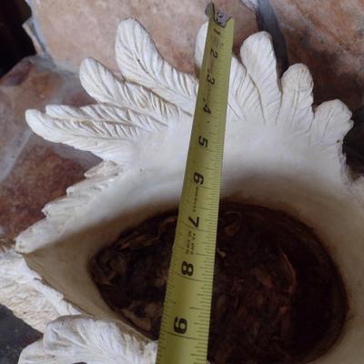 Composite Swan Planter