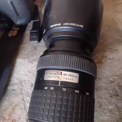 Olympus E-300 Evolt 45mm Digital Camera with Telescoping Lens and Carry Bag