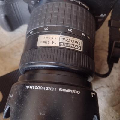Olympus E-300 Evolt 45mm Digital Camera with Telescoping Lens and Carry Bag