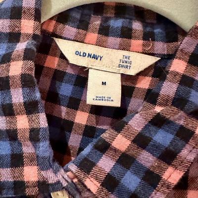 3 OLD NAVY women's shirts- Medium