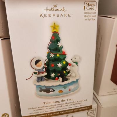 Lot of 8 Hallmark Keepsake Christmas Tree ornaments Magic Cord