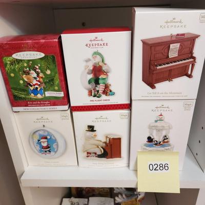 Lot of 6 Hallmark Keepsake Christmas Tree ornaments Magic +