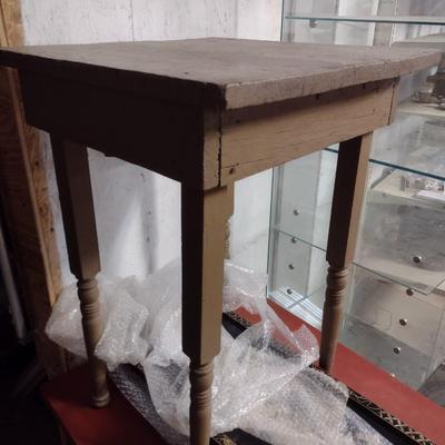 Hand Crafted Wood Lamp Table