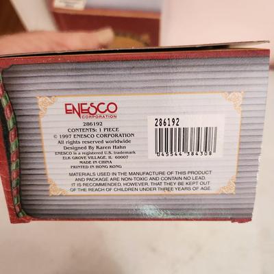 2 Pcs Enesco Howl a Day Pet shoppe