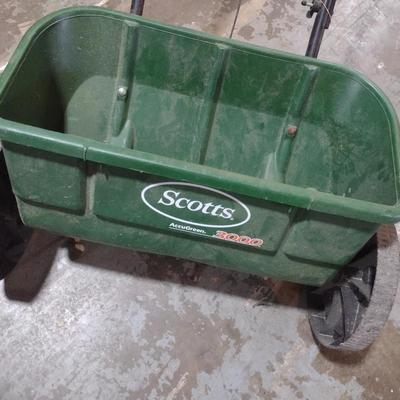 Scotts Lawn Spreader
