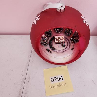 2007 Mr. Christmas Jumbo Sparkling Animated Ornament working
