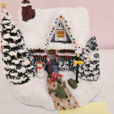Thomas Kinkade Hero's Welcome Christmas Lights up