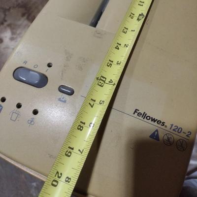 Fellowes Large Capacity Office Paper Shredder