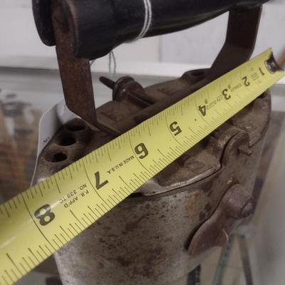 Vintage Cast iron Coal Clothes Iron