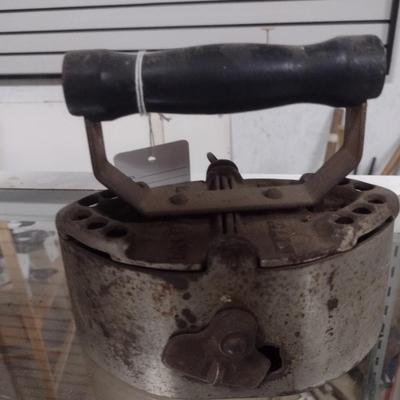 Vintage Cast iron Coal Clothes Iron