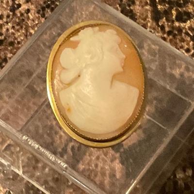 Shell cameo broach / pendant no makers mark