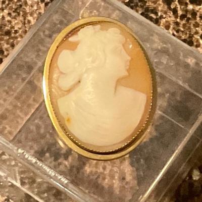 Shell cameo broach / pendant no makers mark